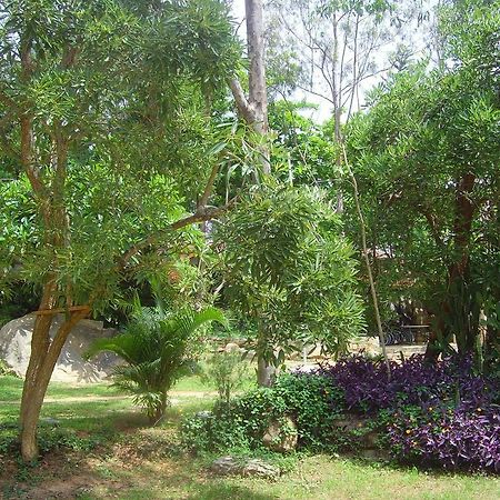 Eagle Ridge Resort Bangalore Extérieur photo