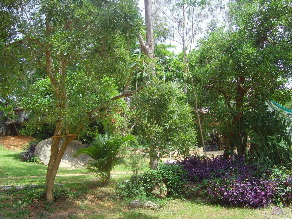 Eagle Ridge Resort Bangalore Extérieur photo