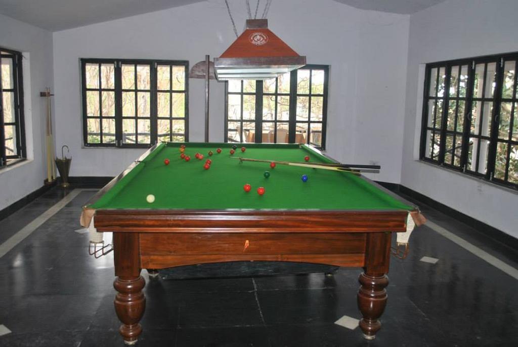 Eagle Ridge Resort Bangalore Extérieur photo